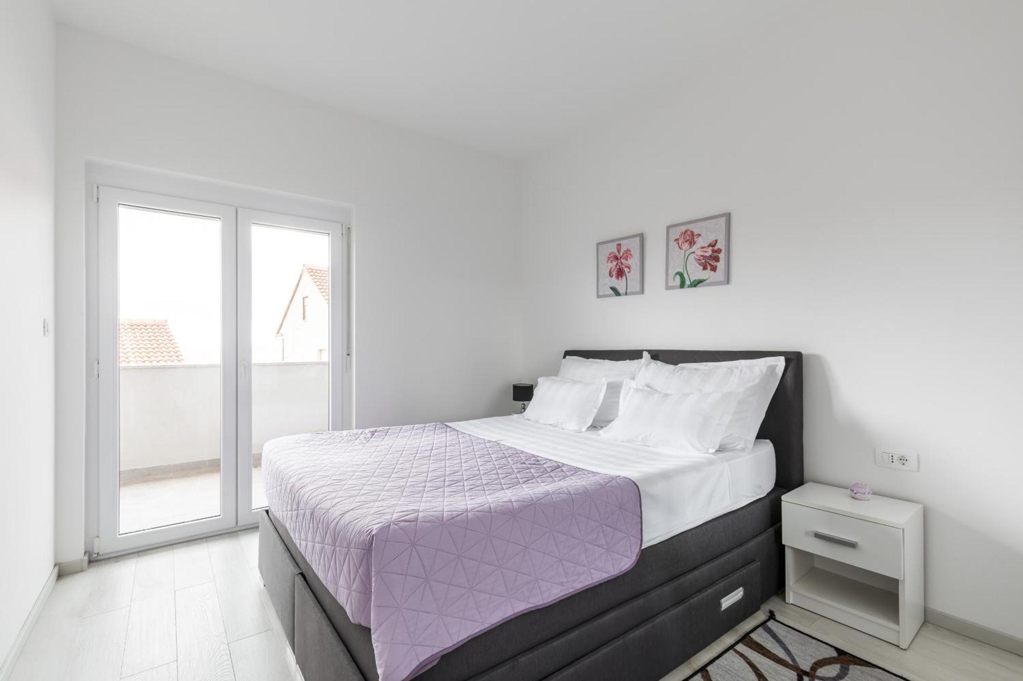 Apartments Villa Salona Sky Room photo